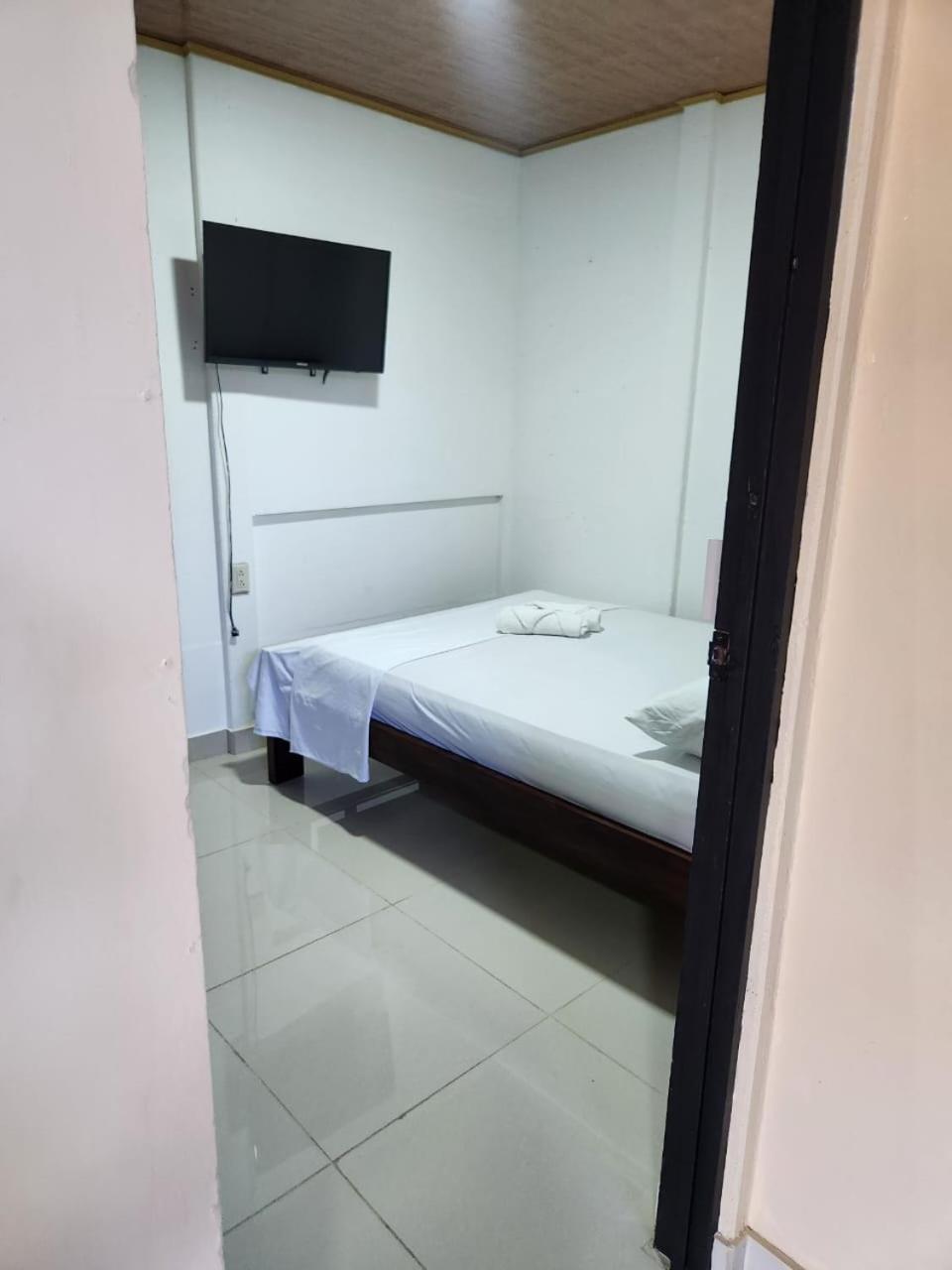 Cabinas Playa Bandera Bed & Breakfast Parrita Ngoại thất bức ảnh