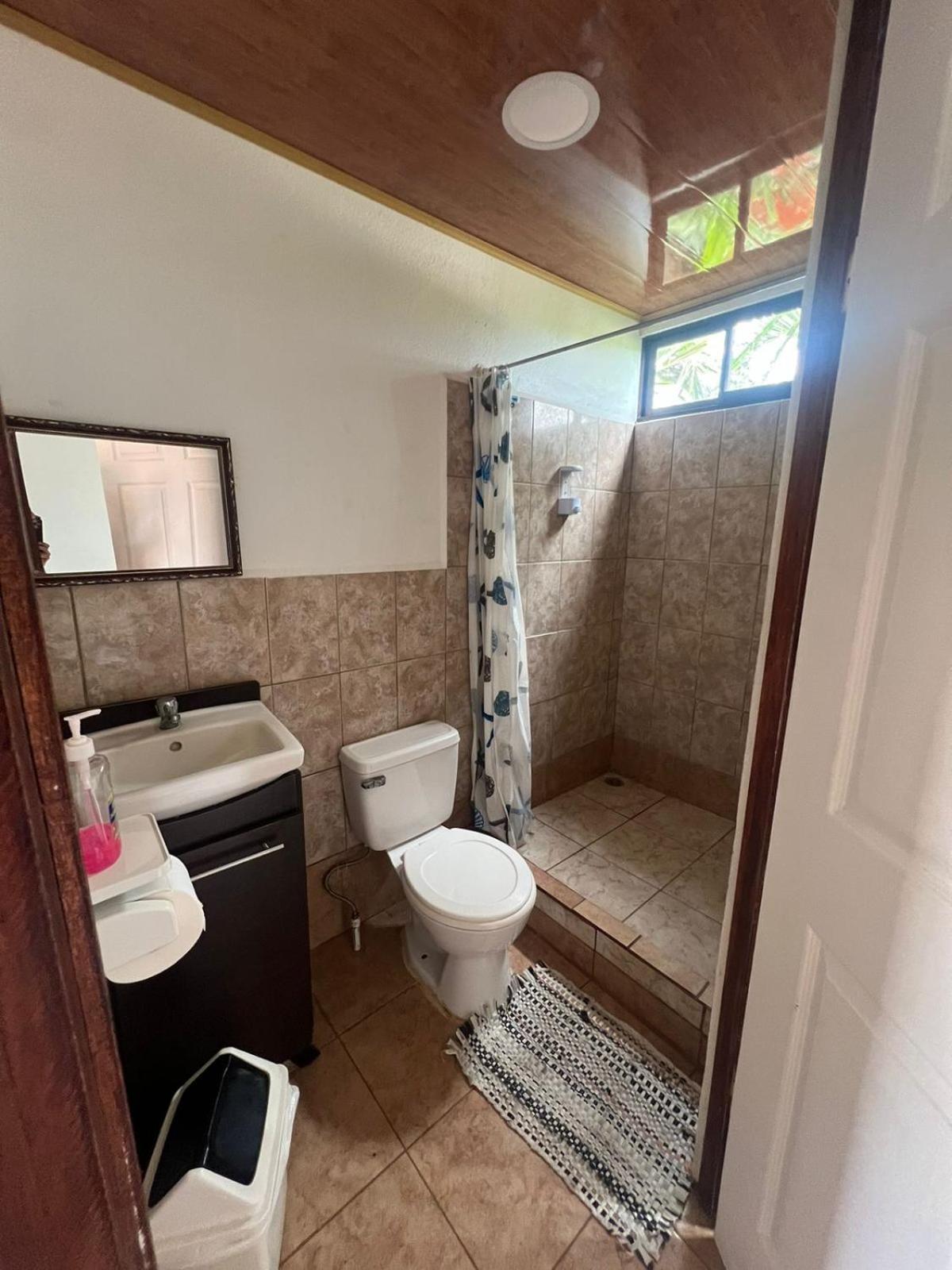 Cabinas Playa Bandera Bed & Breakfast Parrita Ngoại thất bức ảnh